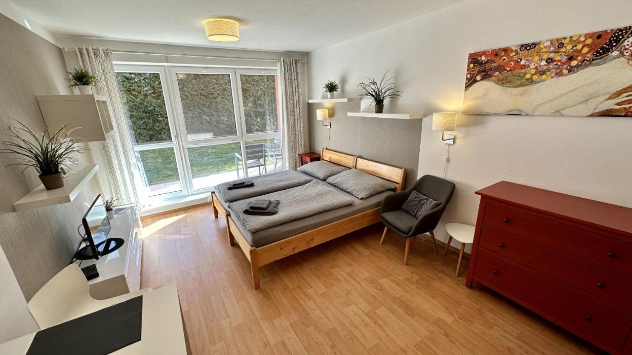 Ubytovani Trebon - Apartmany Rozmberk, Svet A Bastyr Buitenkant foto