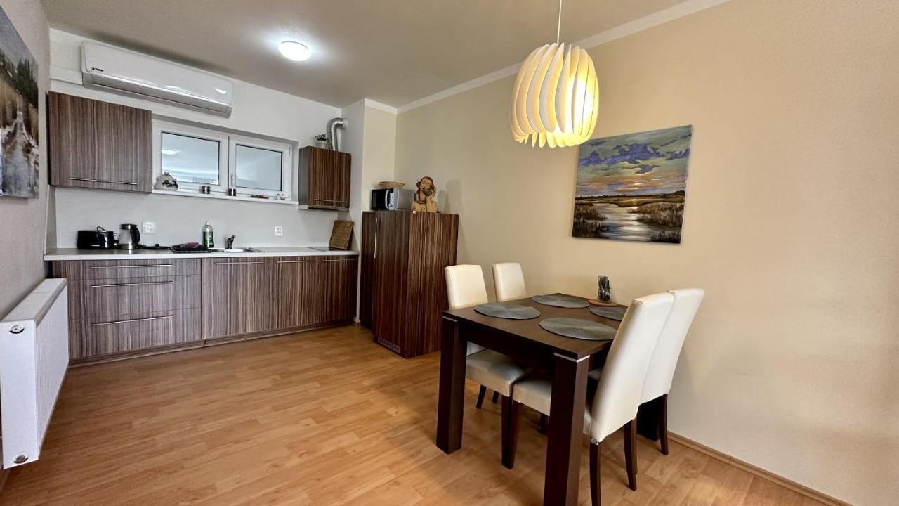 Ubytovani Trebon - Apartmany Rozmberk, Svet A Bastyr Buitenkant foto